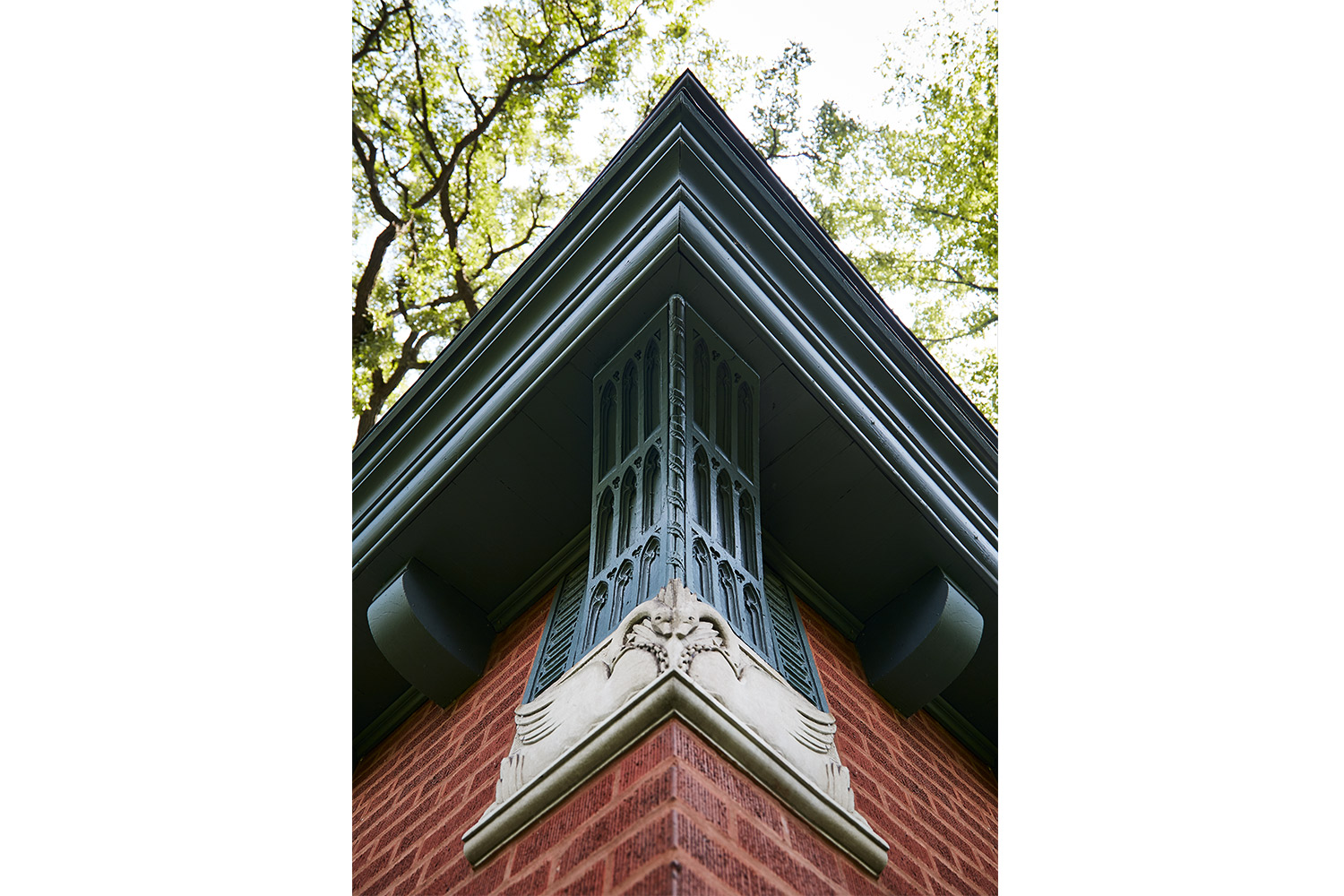 Luxury Residential Construction - Evanston Weibolt Carriage House roof and cornice detail