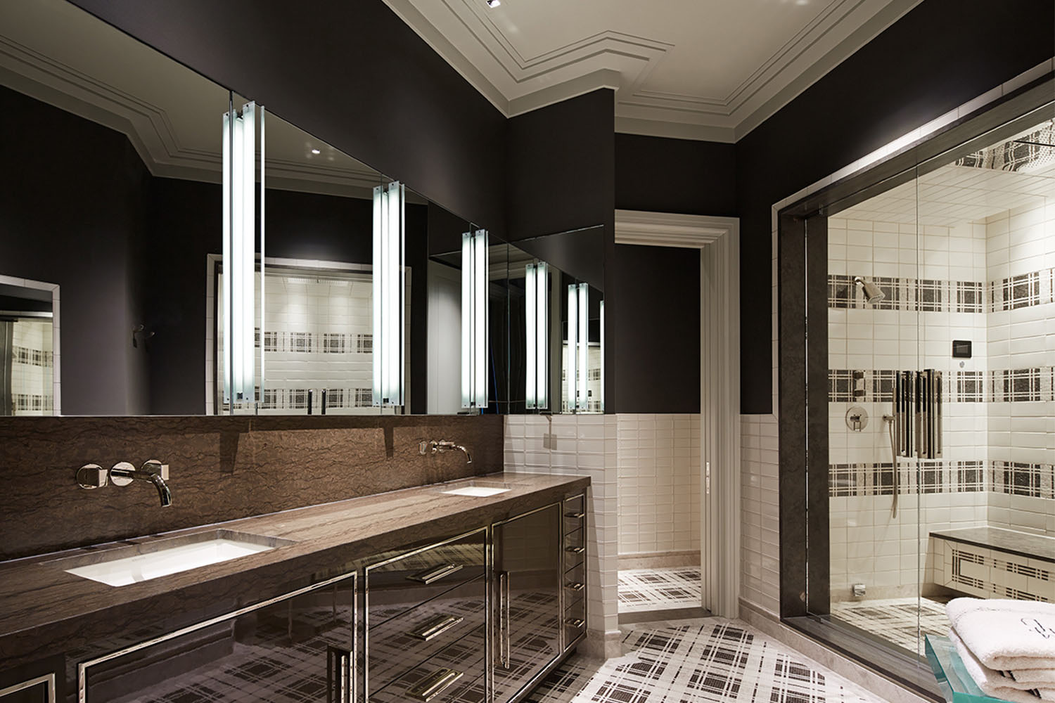 High End Home Builders Chicago - Trump Tower Residences bathroom