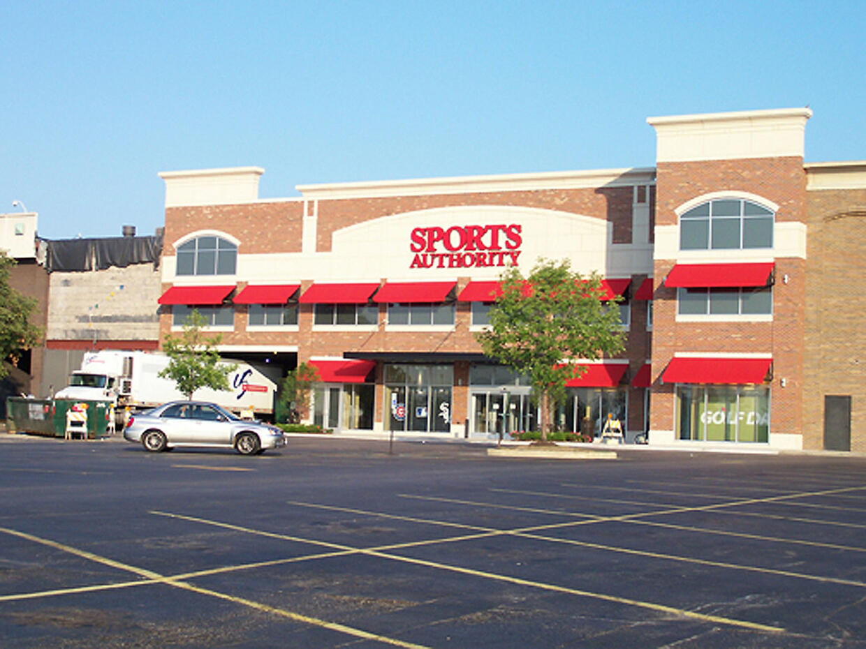 Chicago Retail Construction Yorktown Center Expansion