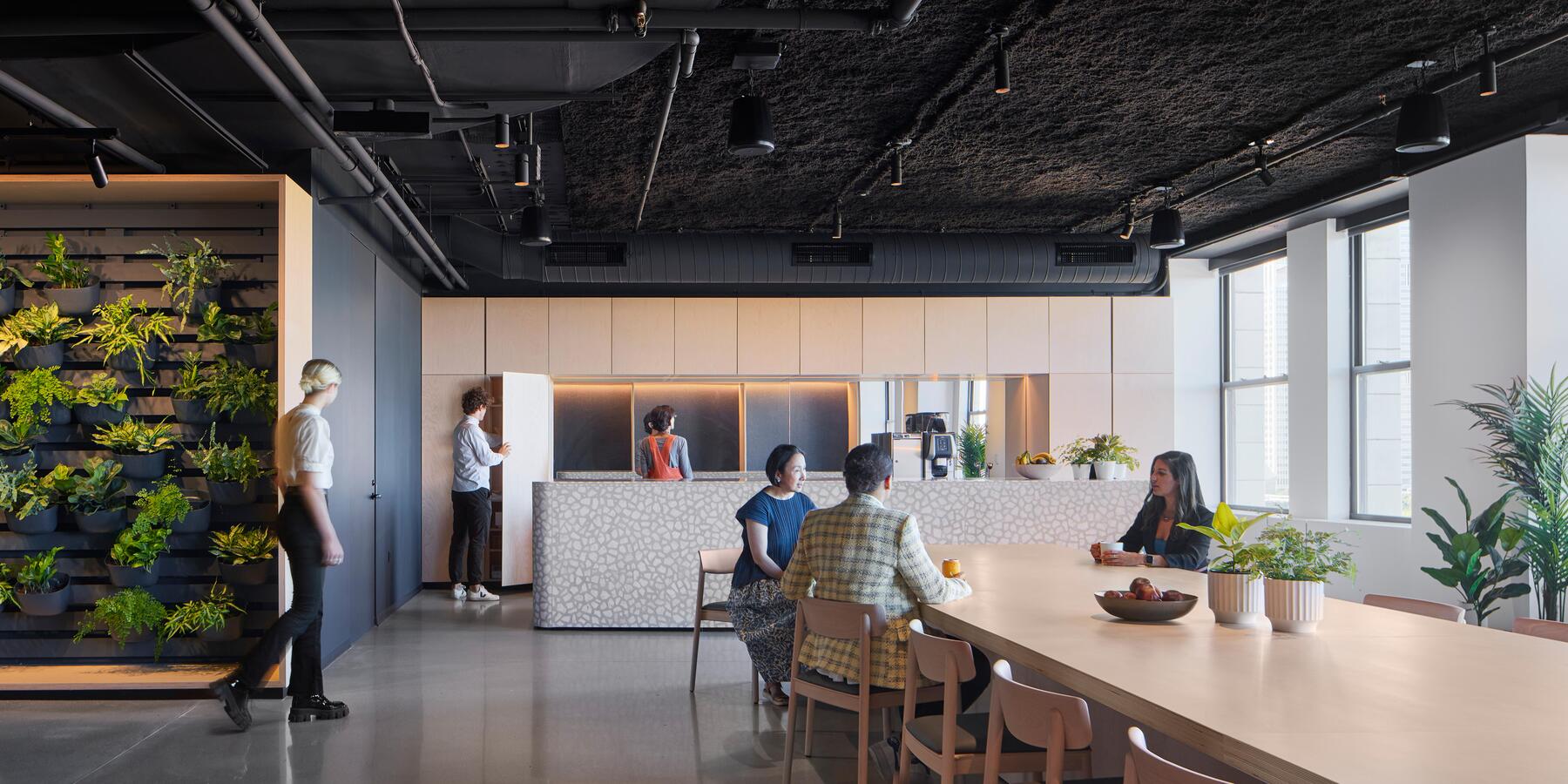 CHICAGO COMMERCIAL OFFICE RENOVATION- SKIDMORE, OWINGS & MERRILL INTERNAL 