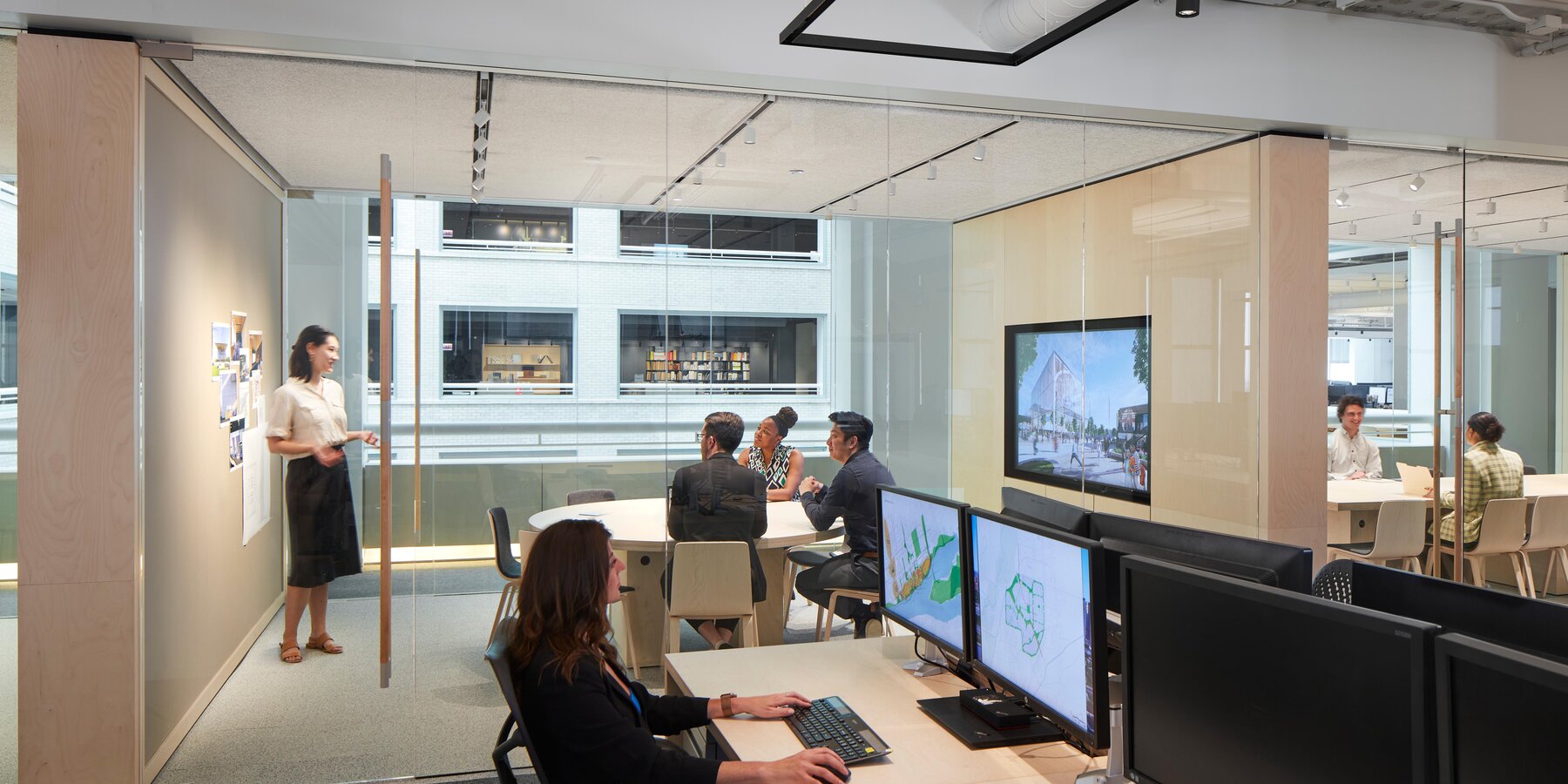 CHICAGO COMMERCIAL OFFICE RENOVATION- SKIDMORE, OWINGS & MERRILL INTERNAL 