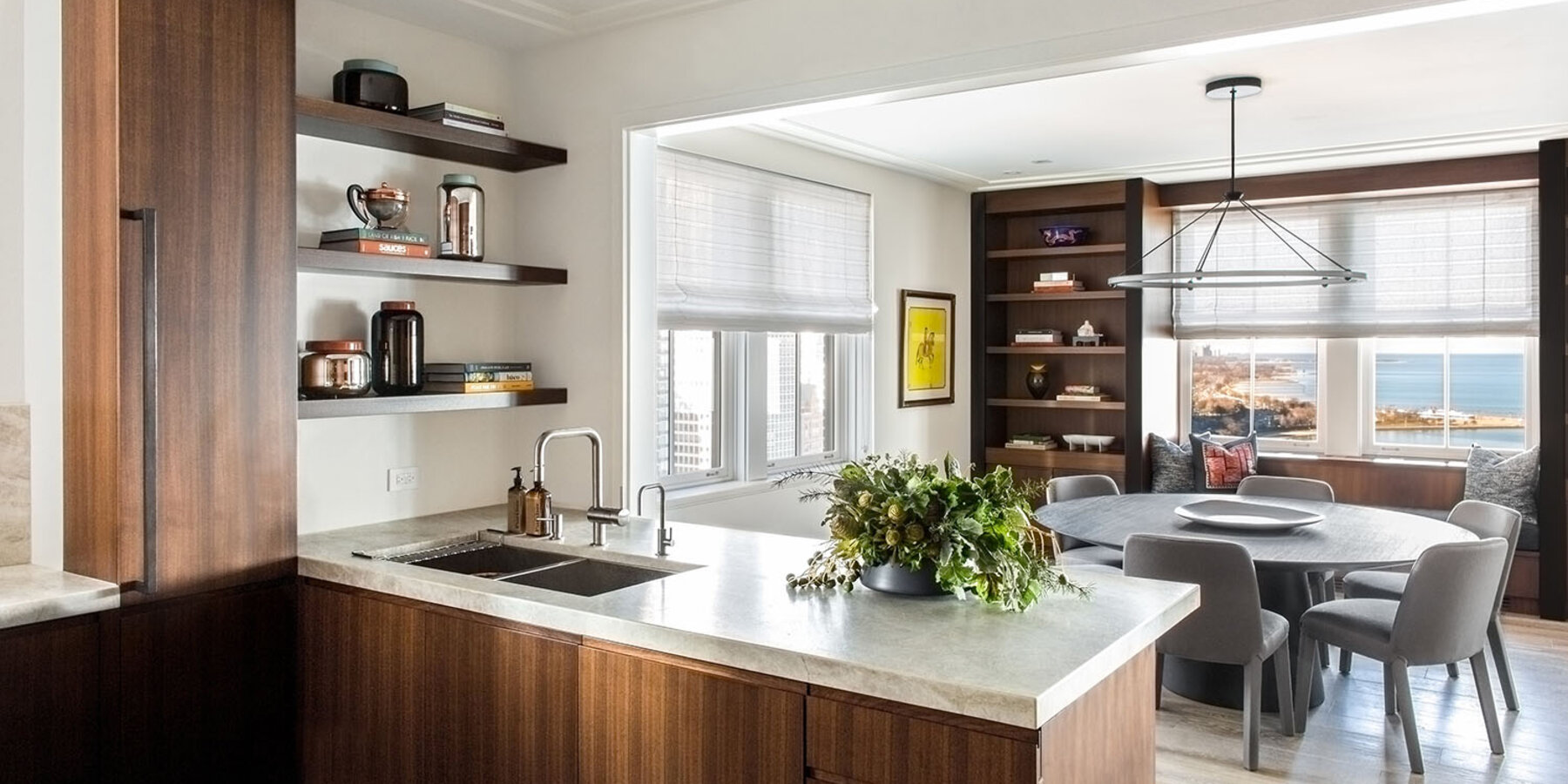 Luxury Residential Home Construction - Drake Tower Chicago kitchen and breakfast area