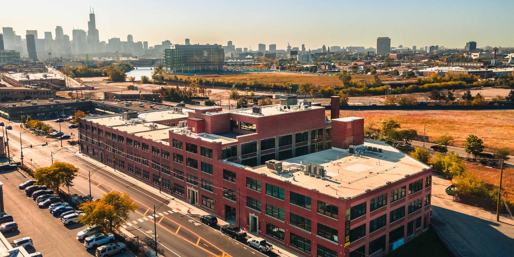 Exterior of 2032 Clybourn