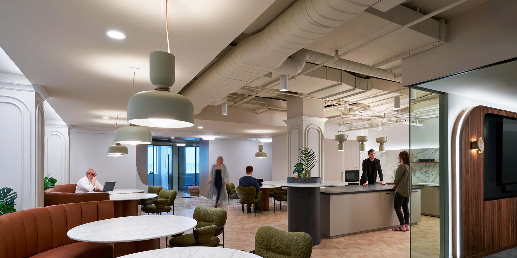 222 N LaSalle - Level 19 Spec Suites 