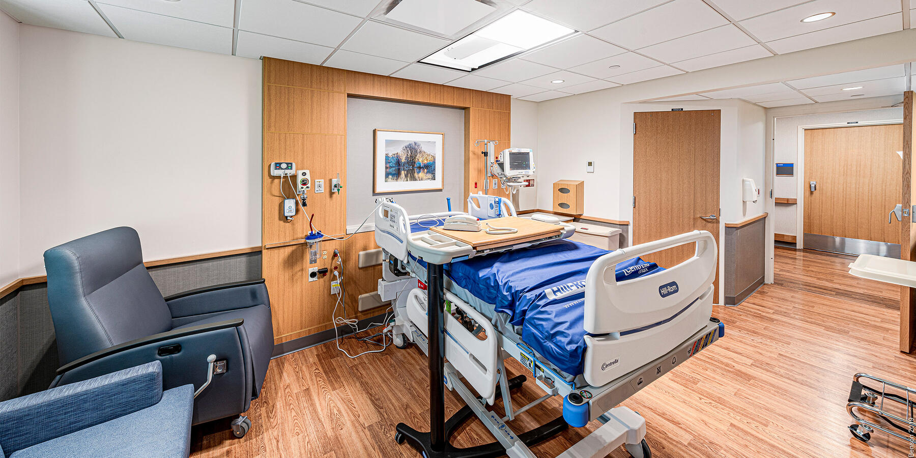 Hospital Renovations & Construction -  Northshore Evanston patient room