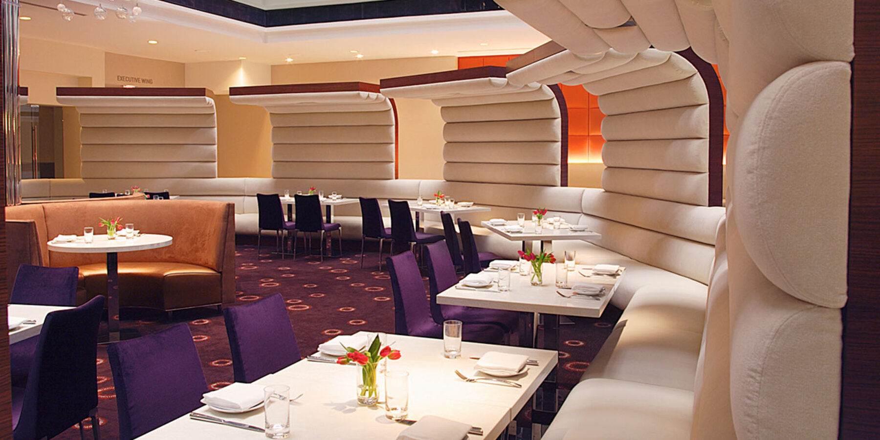 Hotel Construction & Renovation - Hyatt Regency O'Hare restaurant seating