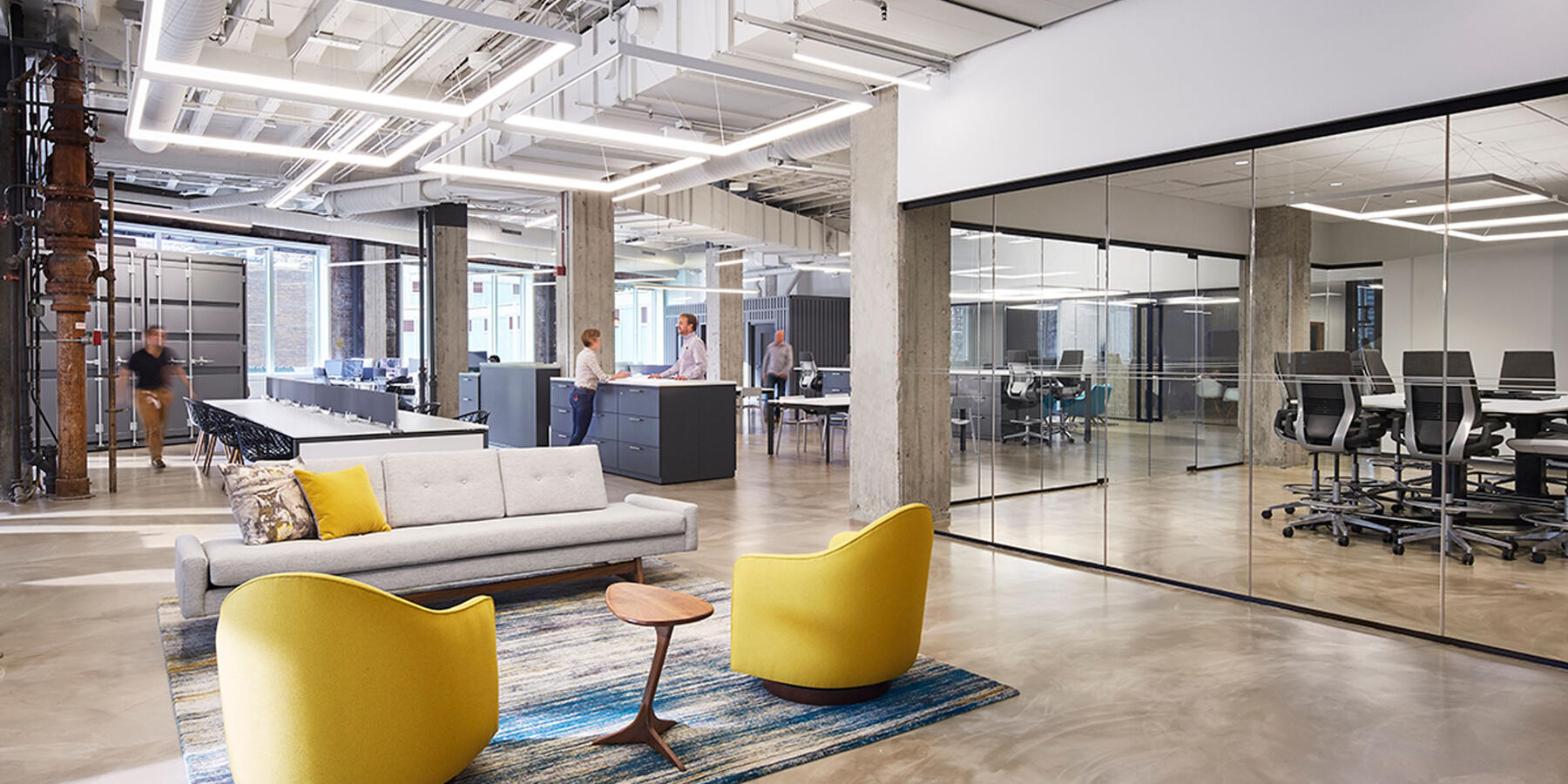 Chicago Office Construction - Kelloggs Merchandise Mart lounge collaborative space