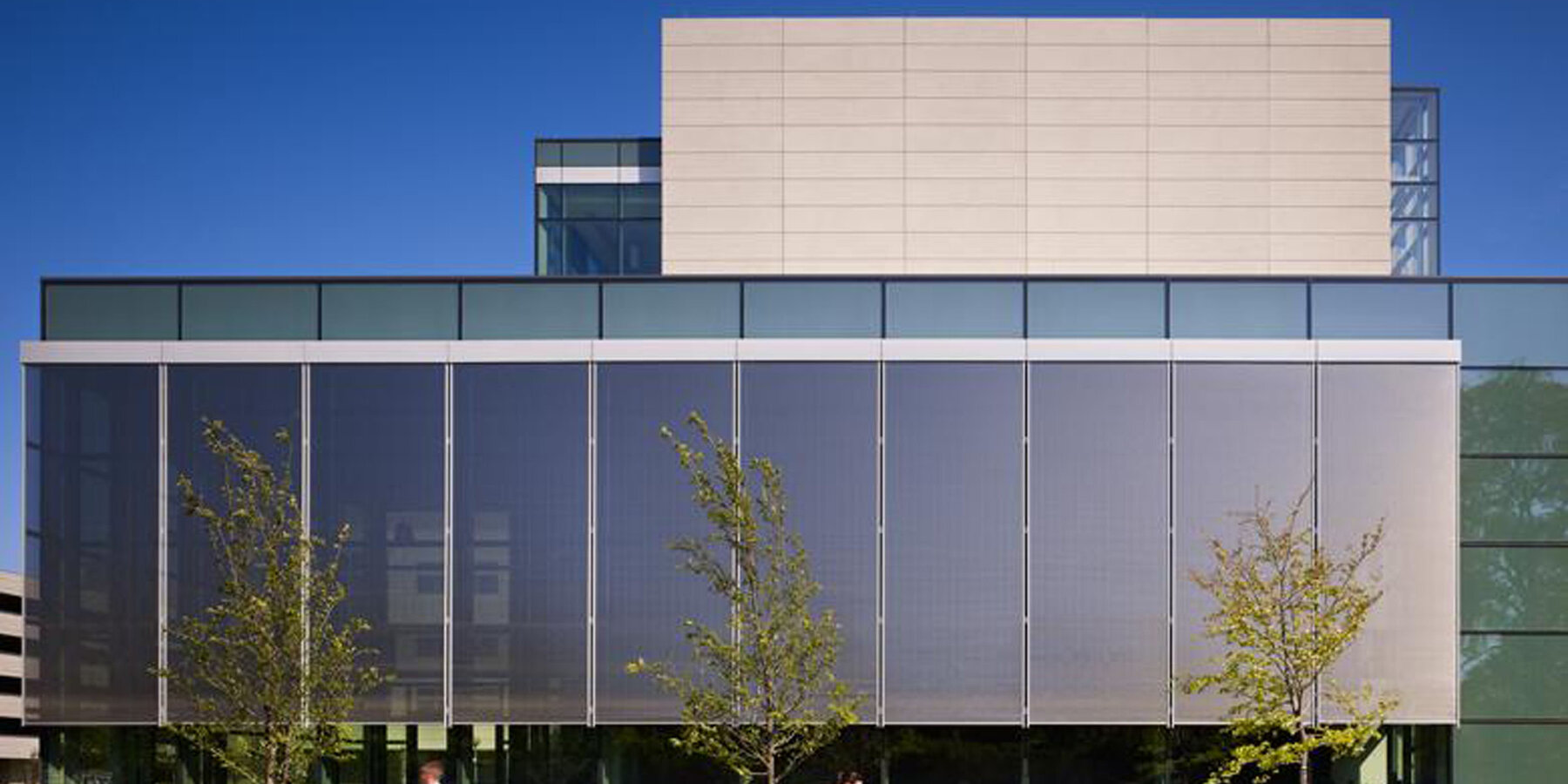 Chicago Education Construction - Loyola Niehoff Nursing School exterior 