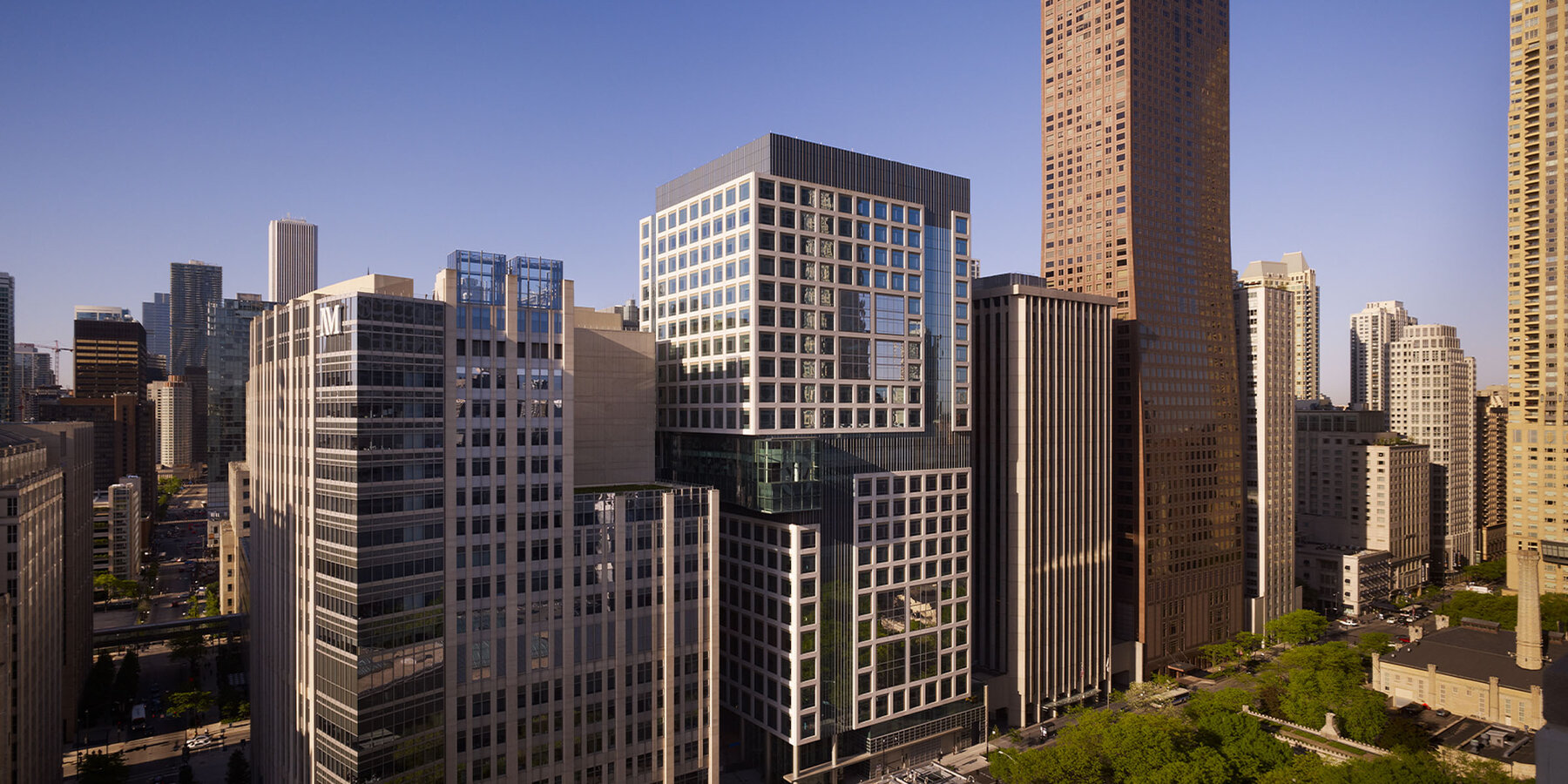 Heathcare Construction Chicago - Lurie Children's Hospital facade