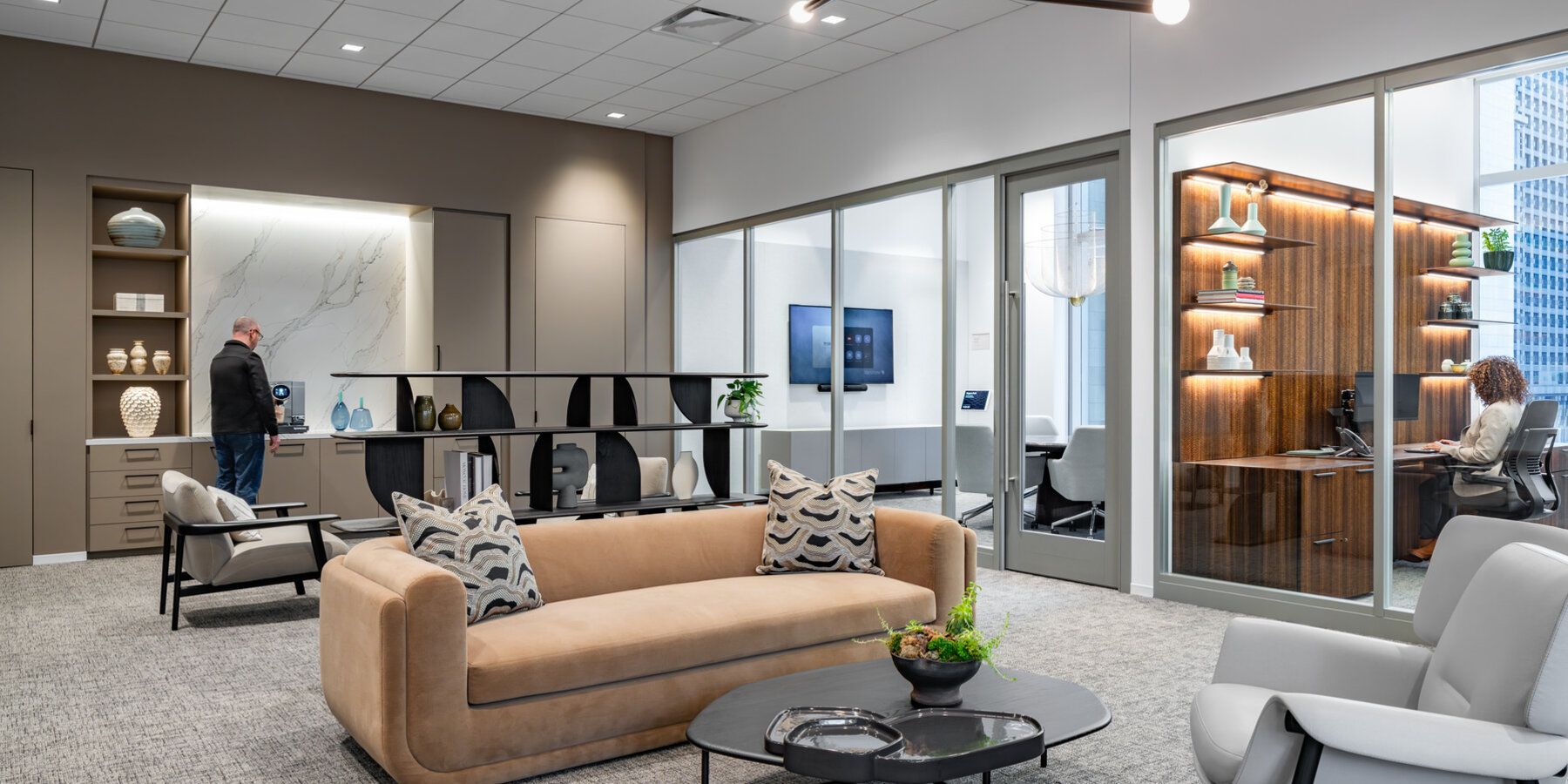 Confidential HQ & Restack