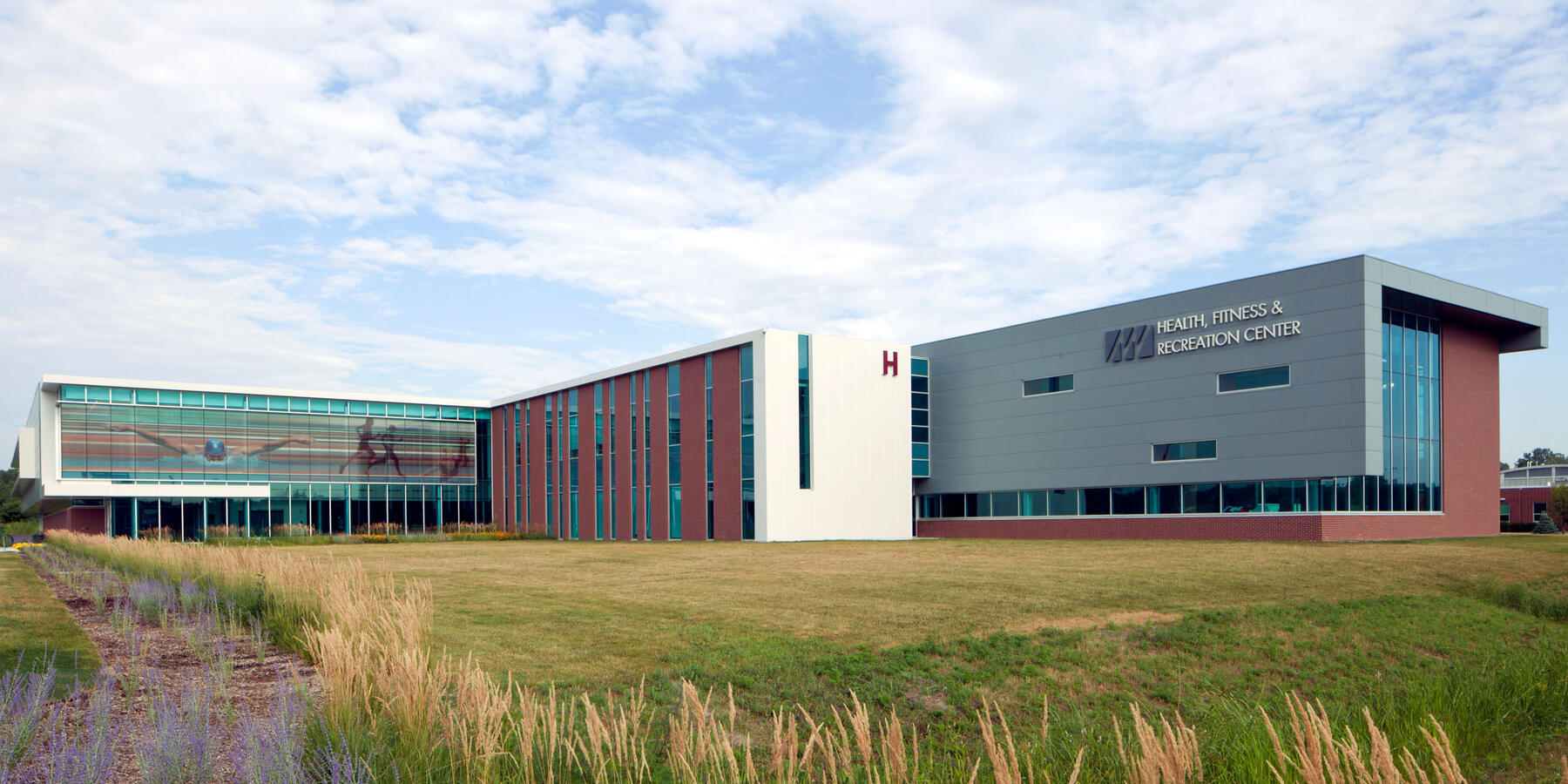 College campus construction - Morraine Valley Community College exterior facade