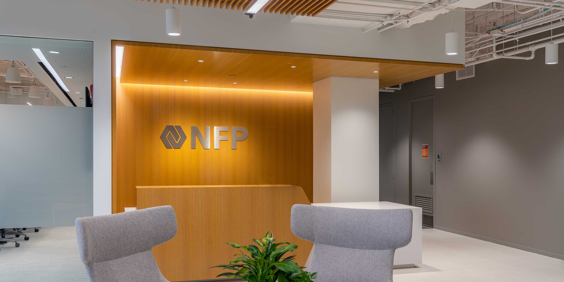 CORPORATE INTERIORS - NFP INTERIOR RECEPTION