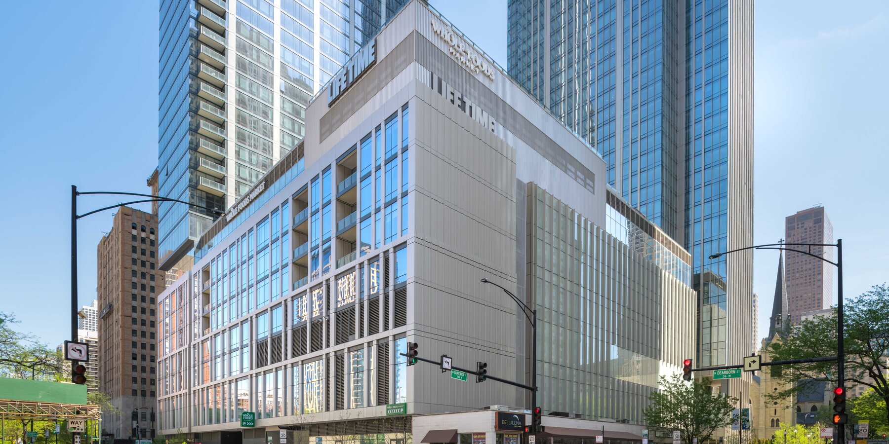 One Chicago Exterior_2