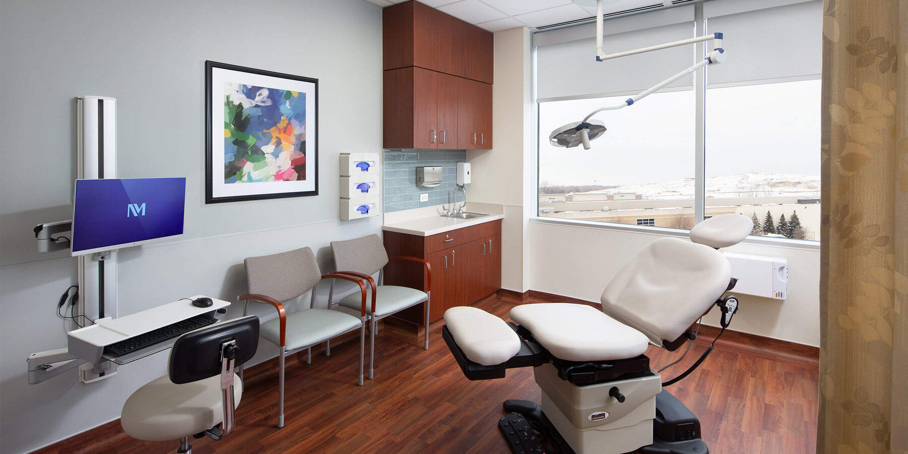 Chicago Healthcare Construction - Northwestern Glenview patient room
