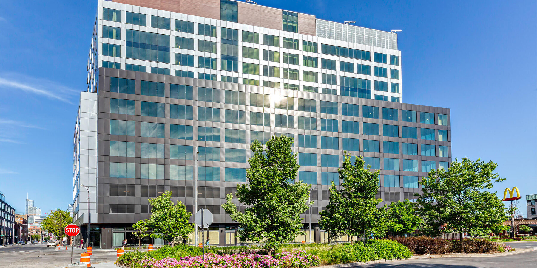 Chicago Science Lab Construction - Fulton Labs Fulton west end building exterior
