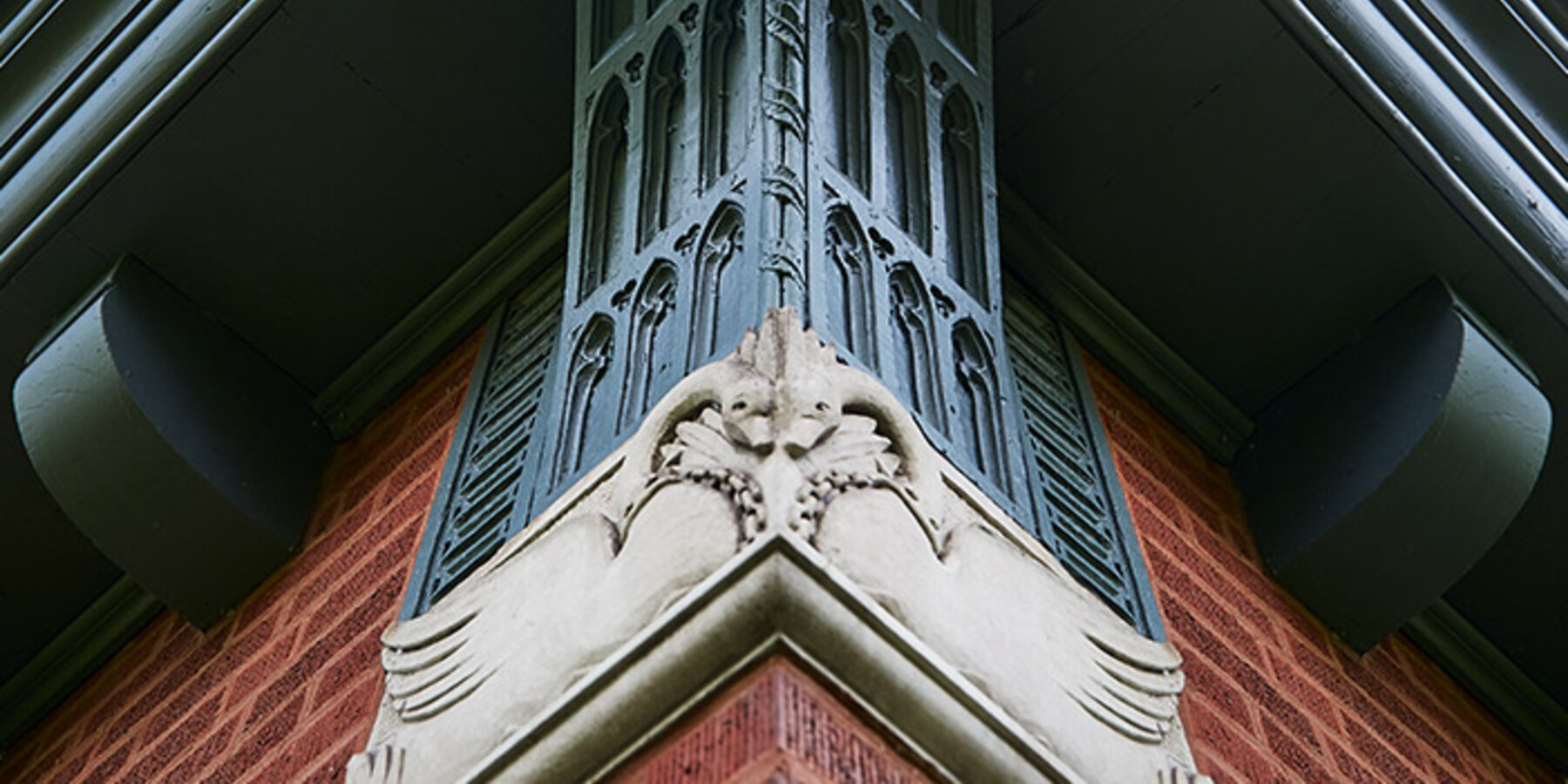 Luxury Residential Construction - Evanston Weibolt Carriage House roof and cornice detail