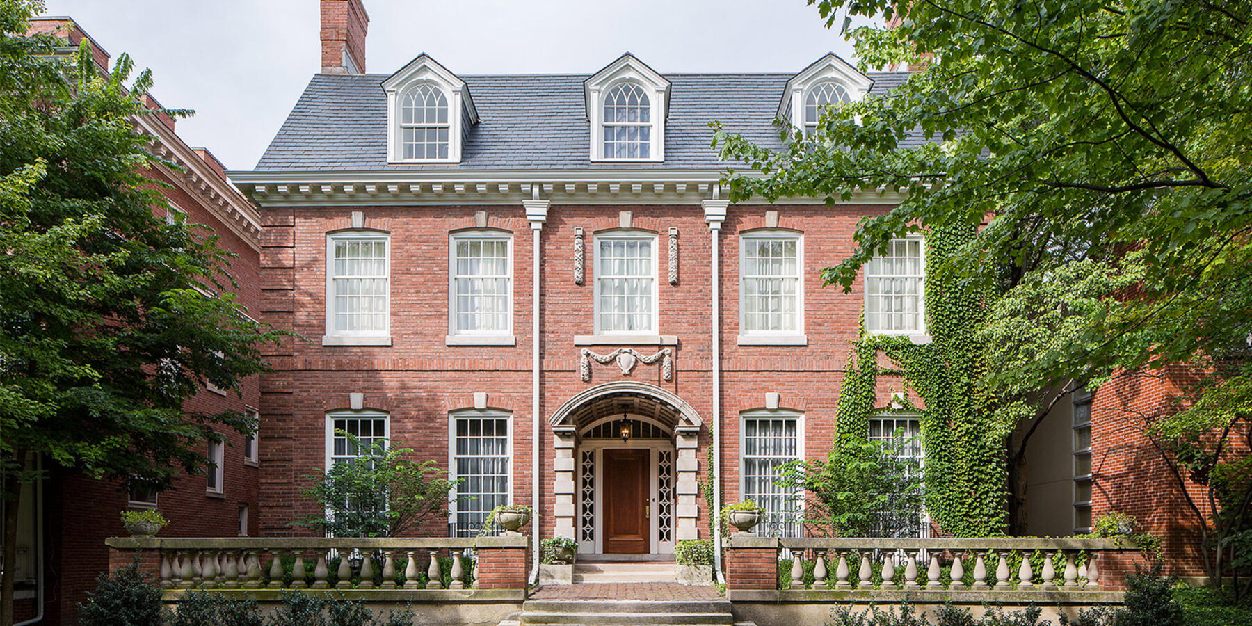 Historic Home Restoration & Renovation - Hyde Park Chicago exterior