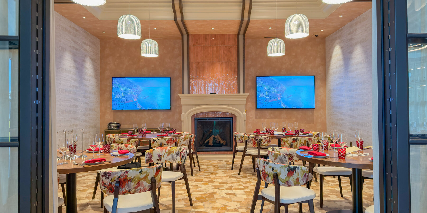 Hollywood Casino - Giada
