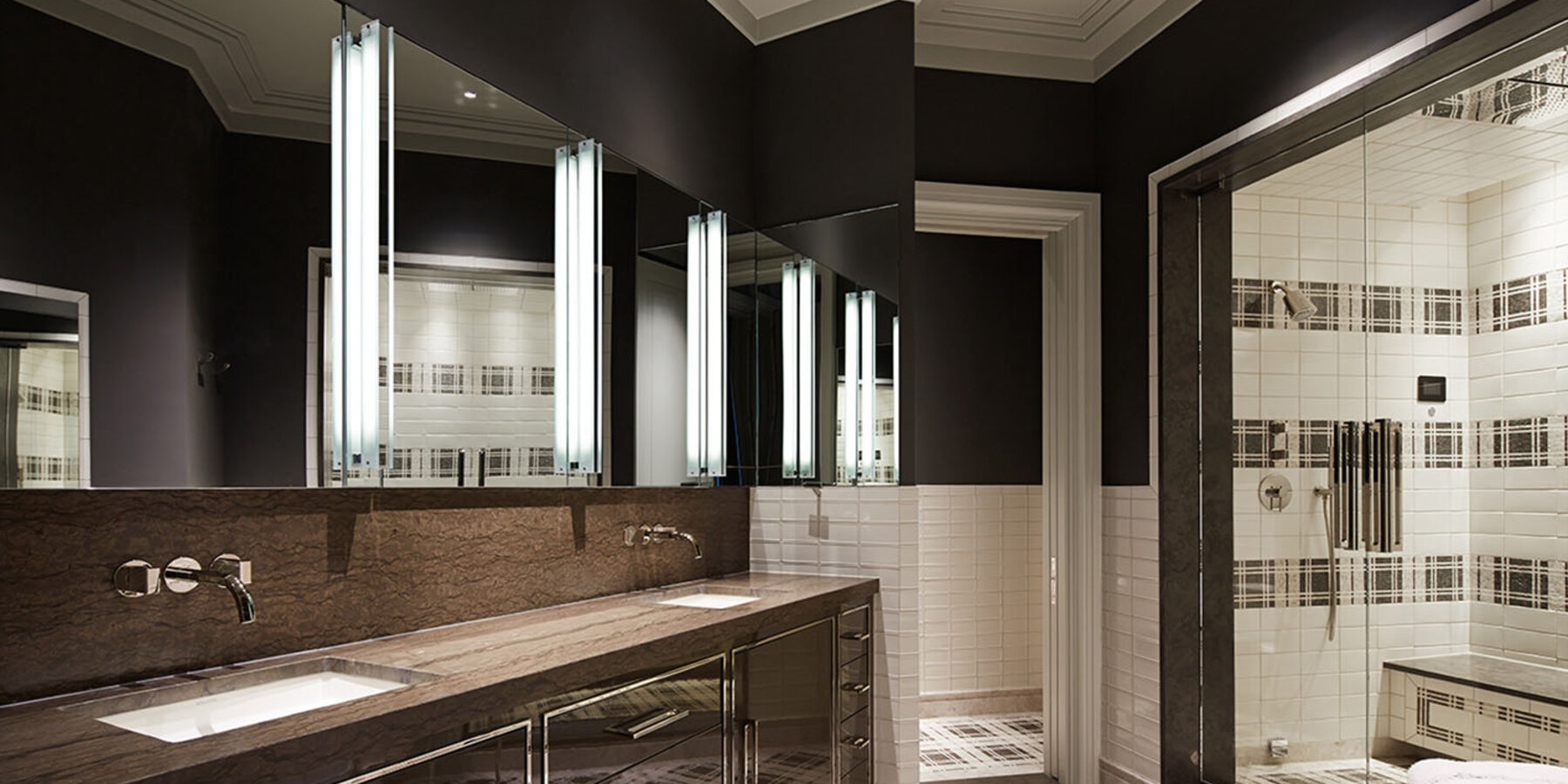High End Home Builders Chicago - Trump Tower Residences bathroom