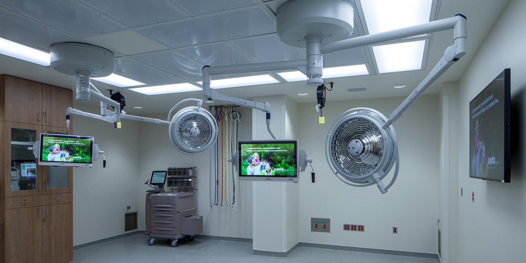Hospital Construction - Amita St. Alexius Orthopedic Center medical equipment room