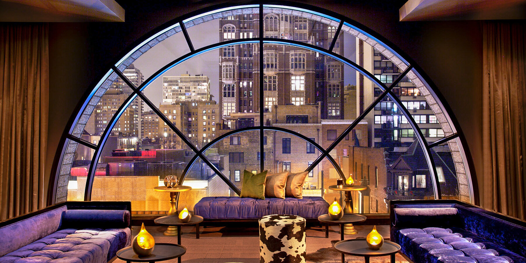 Luxury Hotel Construction | Thomspon Hotel Chicago Froines meeting room with half-moon window