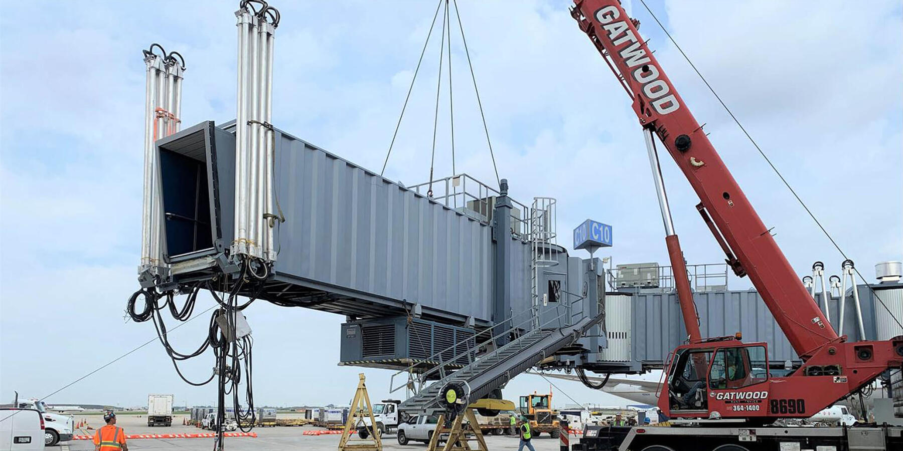 Power Construction Ohare United Airlines