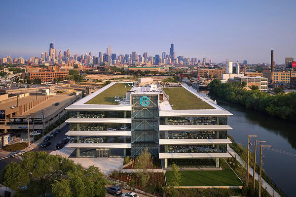 Office Construction & Renovation - 1515 W Webster exterior roof view