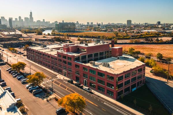 Exterior of 2032 Clybourn