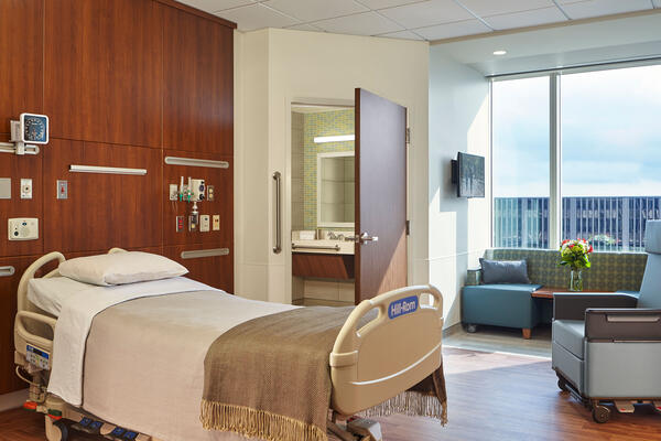 Chicago Hospital Construction - Advocate Good Samaritan patient room with view