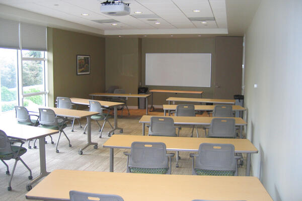 Chicago Industrial Construction - Caremark Repackaging conference room