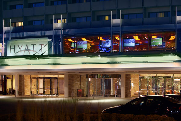 Hotel Construction & Renovation - Hyatt Regency O'Hare exterior entrance second floor