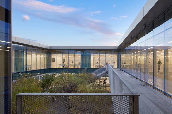 Education construction - IIT Ed Kaplan Institute exterior courtyard