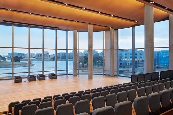 Campus Construction Chicago | Northwestern Kellogg Global Hub interior