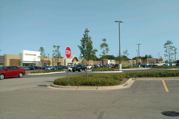 Shopping Center Construction - Kildeer Village Square exterior