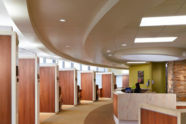 Healthcare Construction Solutions - Kishwaukee Cancer Center medical room