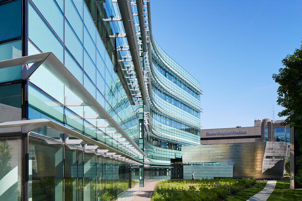 Life Sciences Construction Project - Loyola Chicago CTRE exterior facing Russo Surgical Pavilion