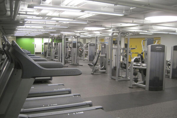Chicago Campus Construction - Loyola Lakeshore Halas Hall fitness center
