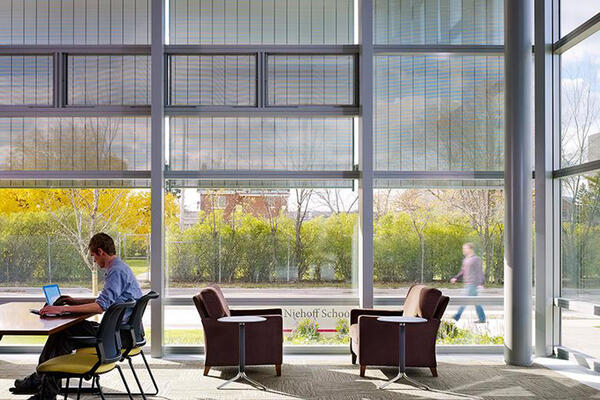 Chicago Education Construction - Loyola Niehoff Nursing School lounge student seating