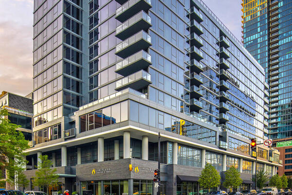 Chicago Apartment Complex Construction - Marlowe exterior corner view