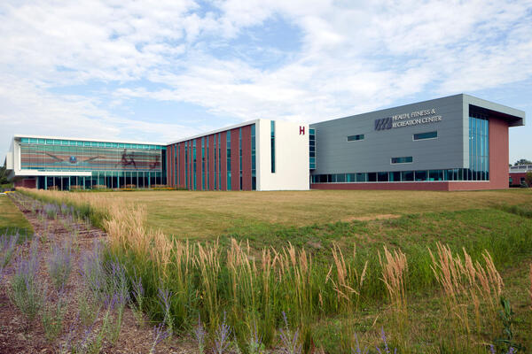 College campus construction - Morraine Valley Community College exterior facade