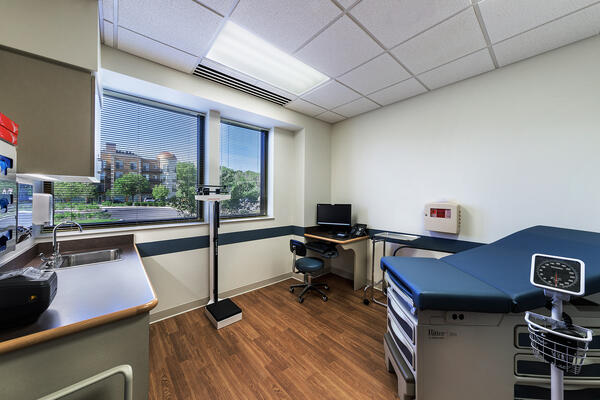 Medical Office Construction Company - Northshore Niles exam room