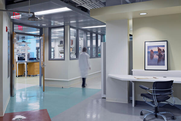 Science Lab Construction Companies - Northwestern Eps Labs workspace entrance and hallway