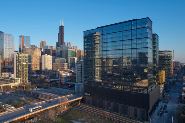 Award-Winning Office Construction Chicago - Gr33n exterior building