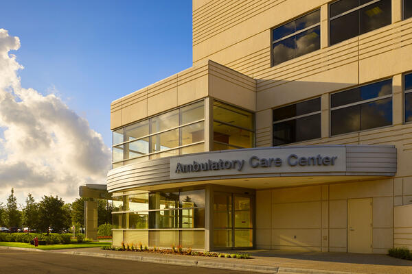 Chicago Hospital Construction Company - Northshore Skokie exterior entrance