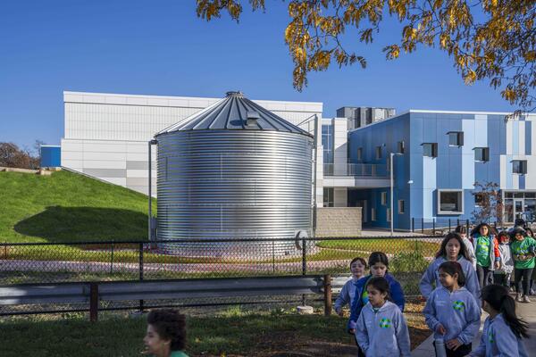 AGC Exterior Cistern