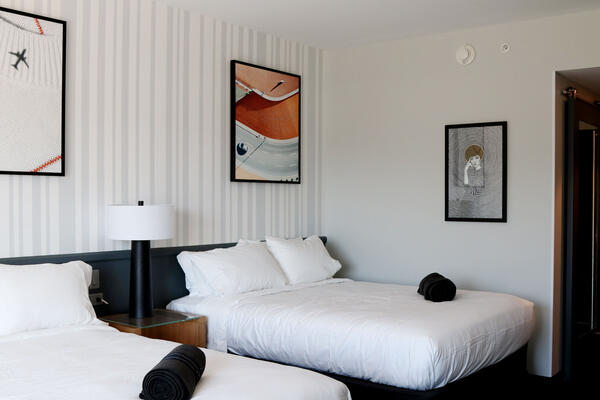 Chicago Hospitality Construction - Rose Hotel Rosemont guest room