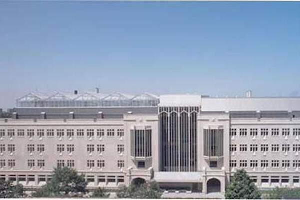 Science Research Lab Construction - University of Chicago exterior full view entrance