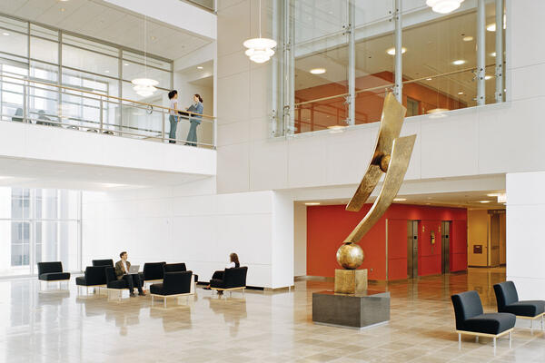 Life Sciences Construction - University of Chicago Gordon Center lobby with atrium and seating