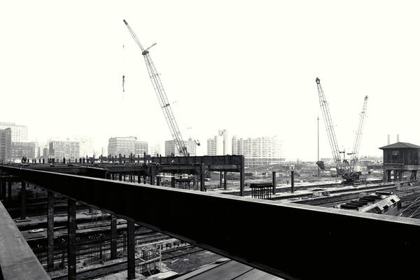 Industrial Construction - USPS Chicago Distribution Center work in progress steel beams