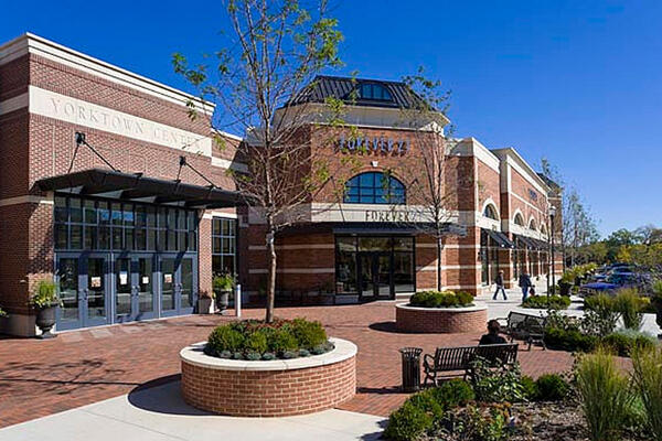 Chicago Retail Construction - Yorktown Center Expansion exterior seating and landscaping